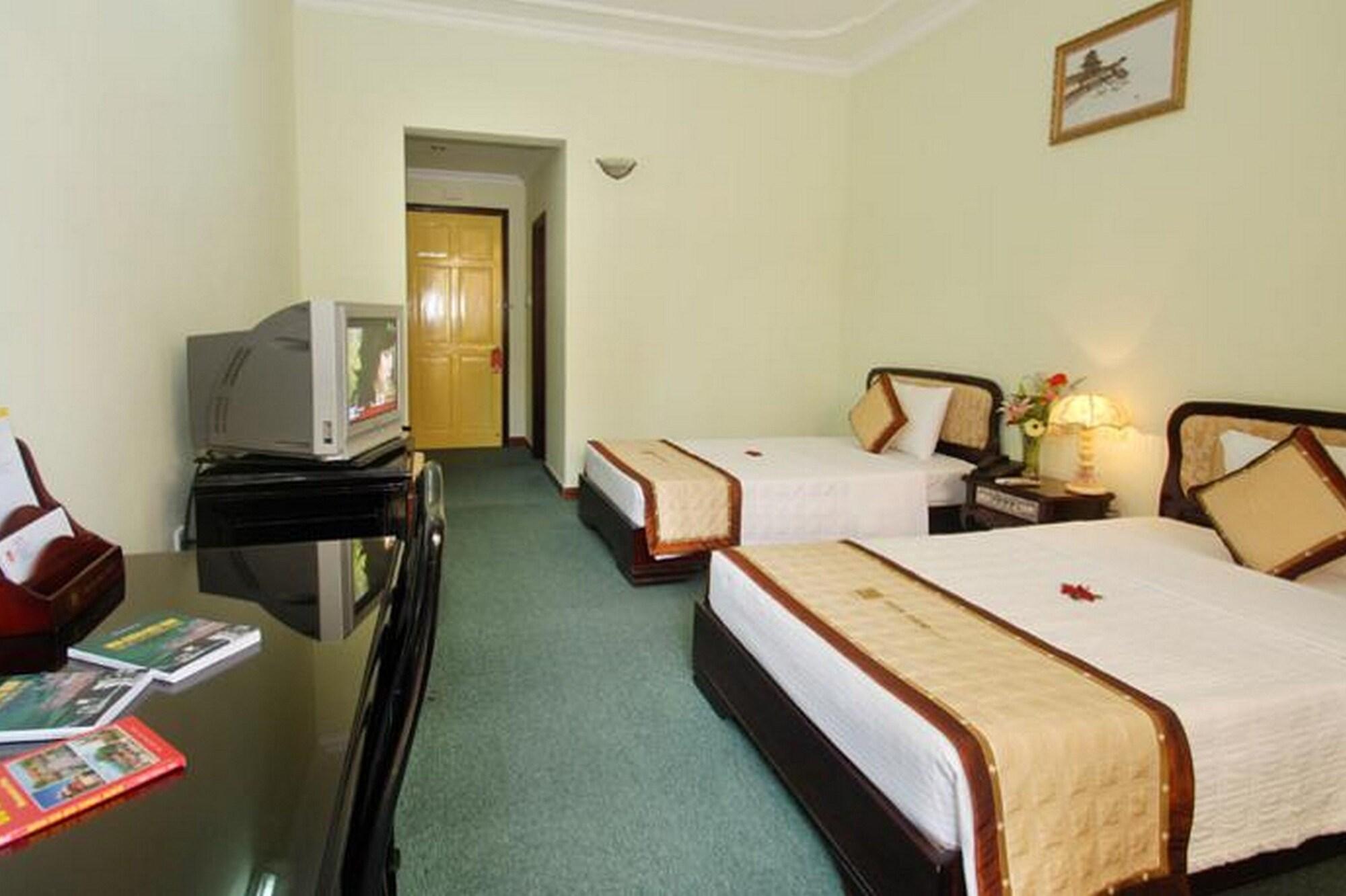 Duy Tan Hotel Hue Exterior foto