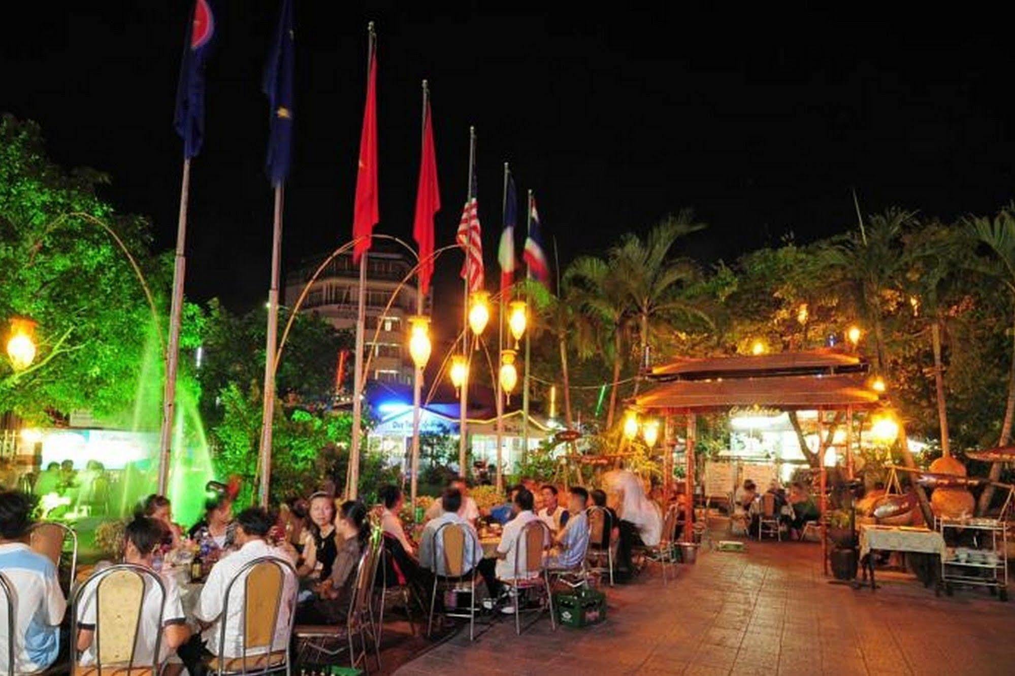Duy Tan Hotel Hue Exterior foto